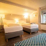 Fineapartment بيت ضيافة Duvenstedt