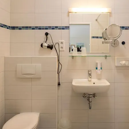 Πανσιόν Fineapartment 3*